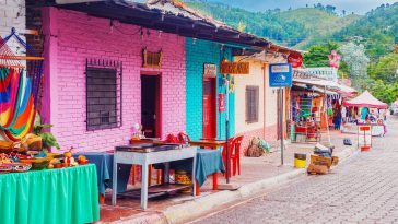 Valle de Angeles FMFoto: Shutterstock / tunota.com