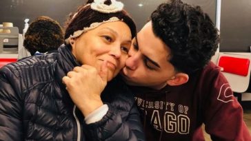 Hondureña a punto de ser deportada